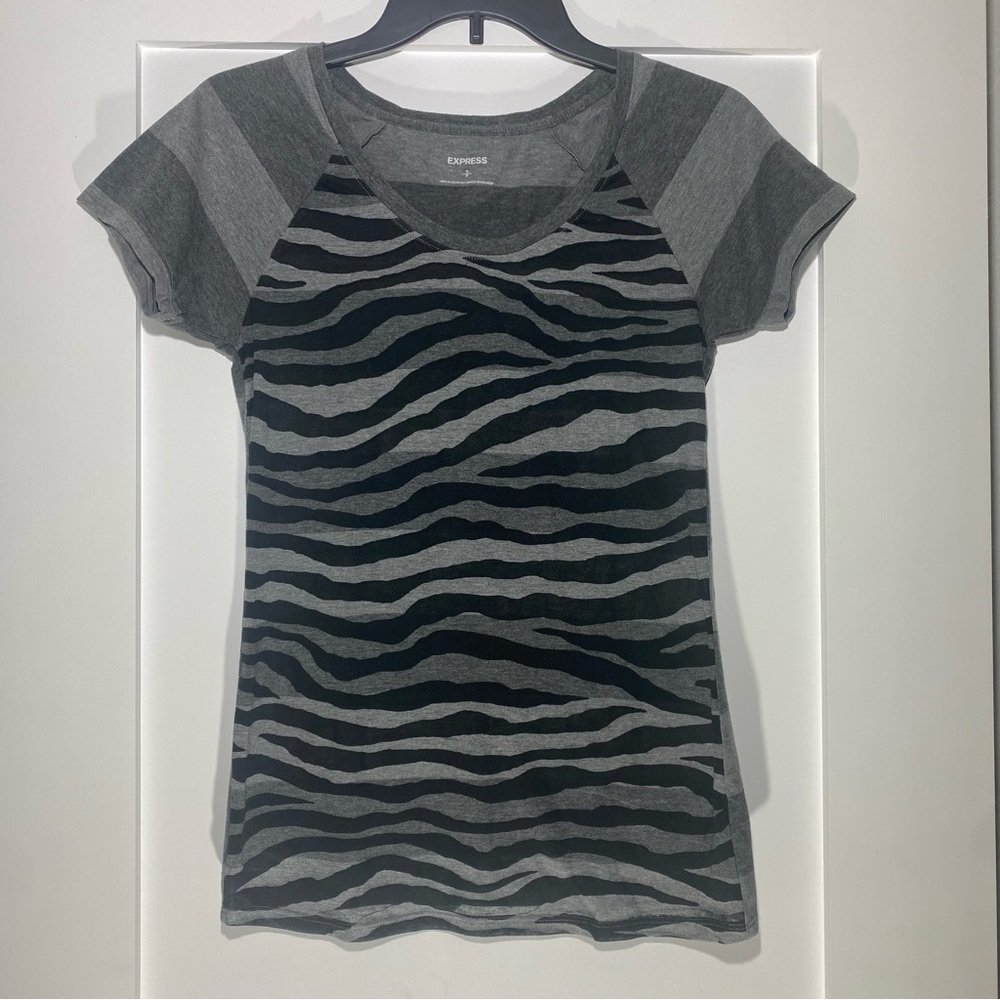 Express Black and Gray Fitted Graphic Tee